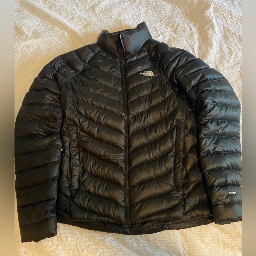 North Face down jacket Size M.